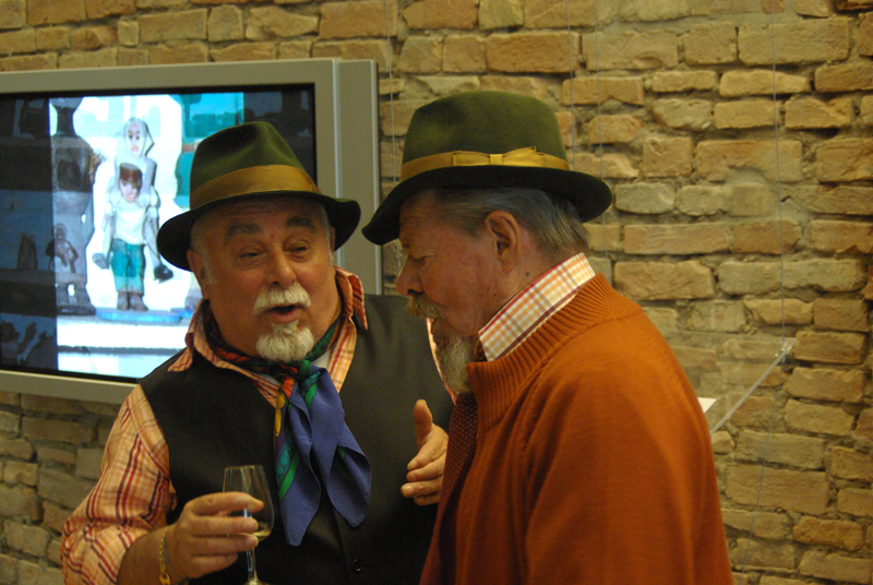 trio canossa 1
